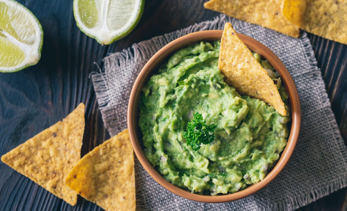 Chipotle's 'Buy the Dip' Game Plans to Reward Players With $200K in ETH, BTC, SOL, AVAX, and DOGE