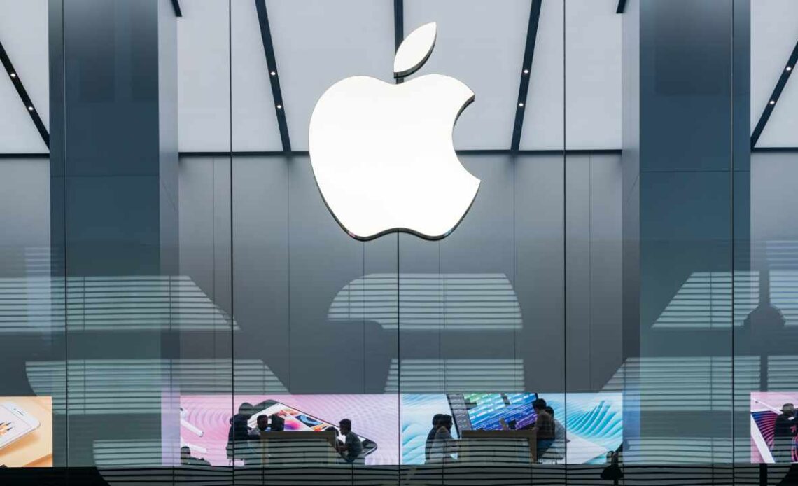 Apple Shielded From Crypto Wallet App Lawsuit, Judge Rules