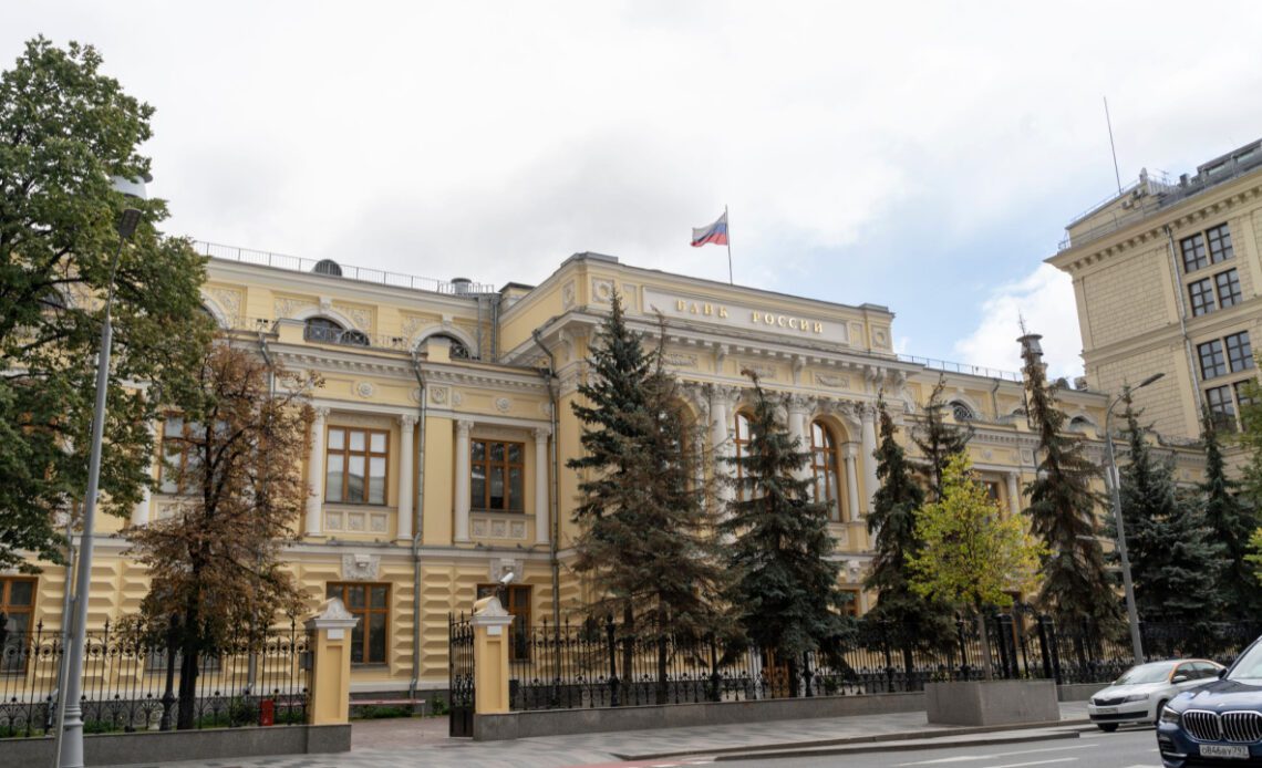 Bank of Russia Suggests Tax Cuts for Long-Term Digital Asset Holders