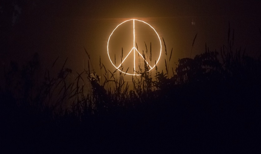 Binance, the peace sign