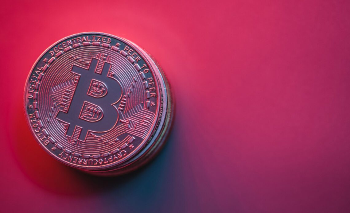 Bitcoin Rebounds, Coinbase Confirms Holding 2 Million BTC – Market Updates Bitcoin News