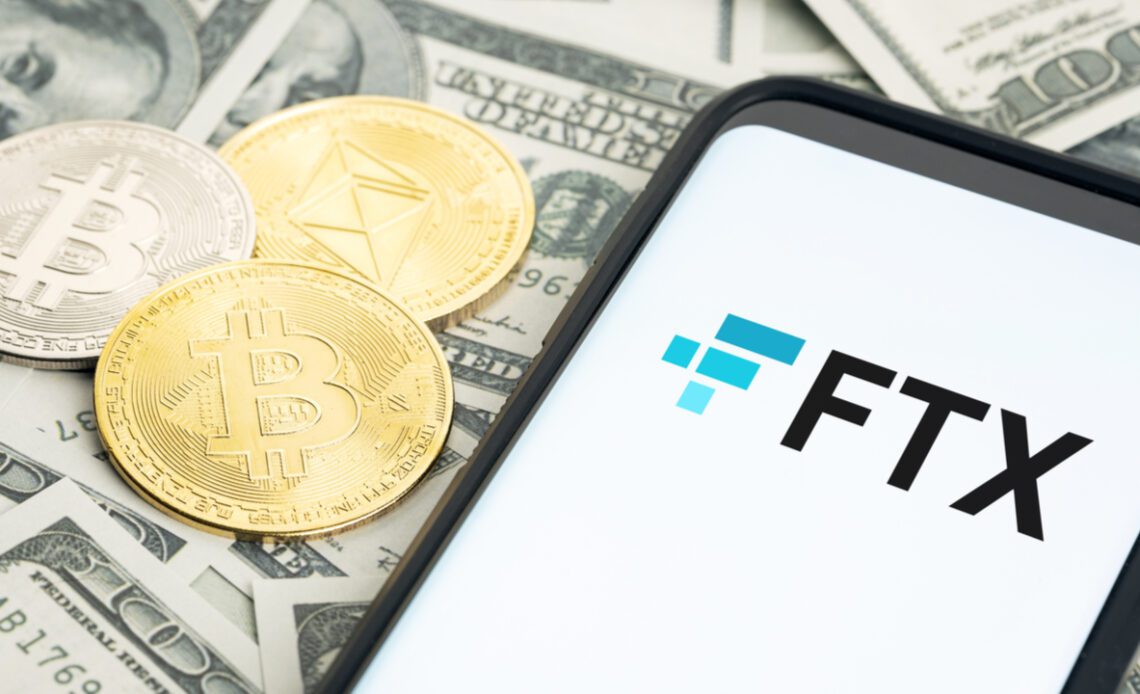 FTX Reportedly Hacked as Telegram Group Admin Comments on Possible 'Malware' Present in Apps, Irregular Fund Movements Registered Onchain