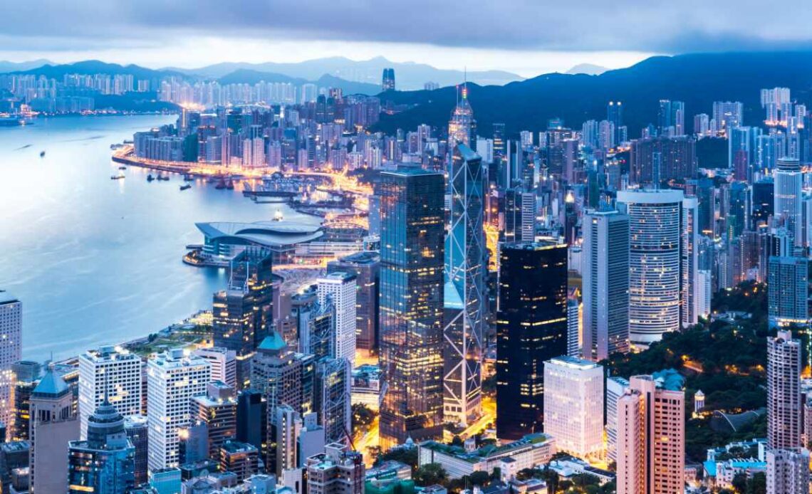 Hong Kong 'Actively Looking' to Establish Regulatory Framework to Allow Crypto Futures ETFs: Report