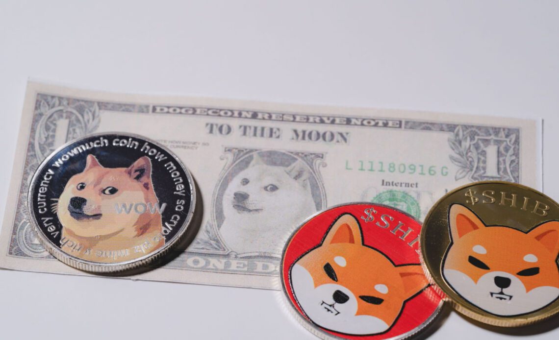 DOGE Hits 8-Week High as Meme Coins Rally on Tuesday – Market Updates Bitcoin News