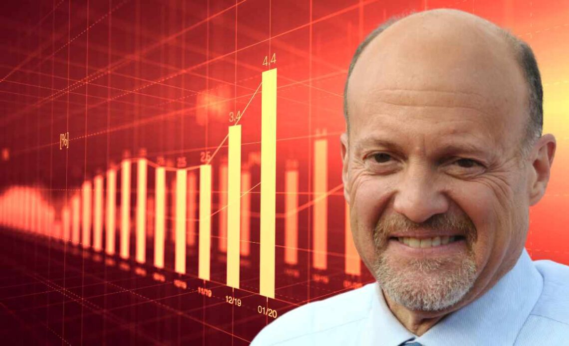 Jim Cramer Says Avoid Crypto and Stick With Gold for 'Real Hedge' Against Inflation, Economic Chaos