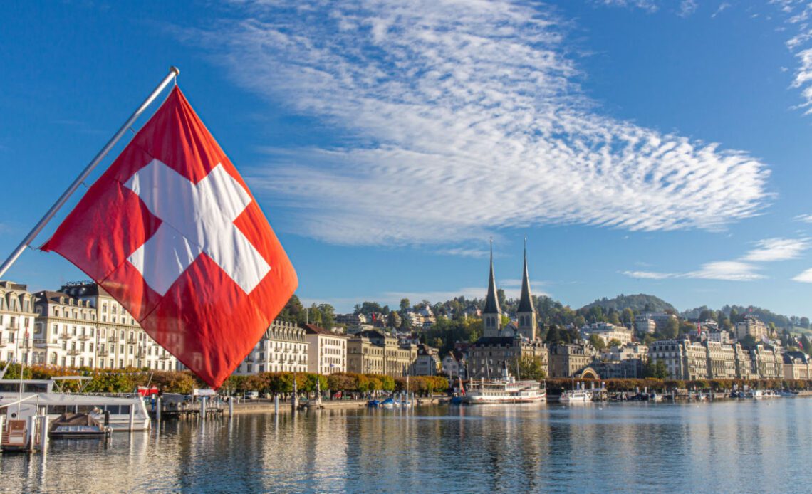 Switzerland Less Affected by Crypto Industry Crisis, Study Finds