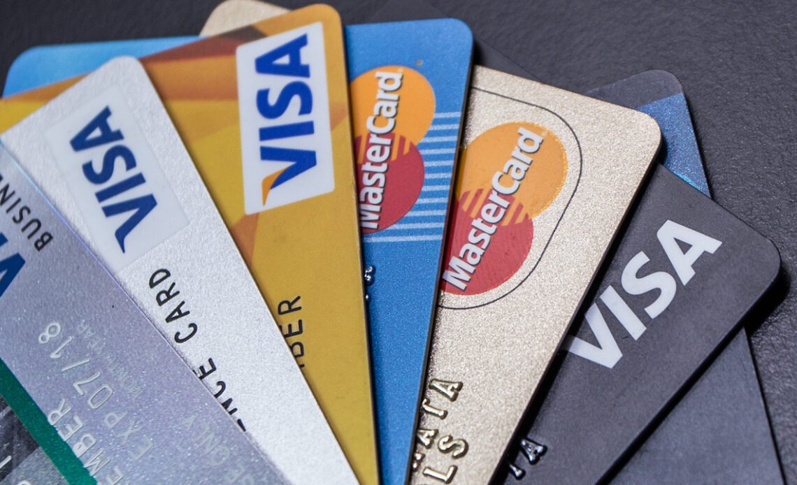 Report Claims Visa and Mastercard Plan to Pause New Partnerships, Visa's Head of Crypto Insists 'Story Is Inaccurate'