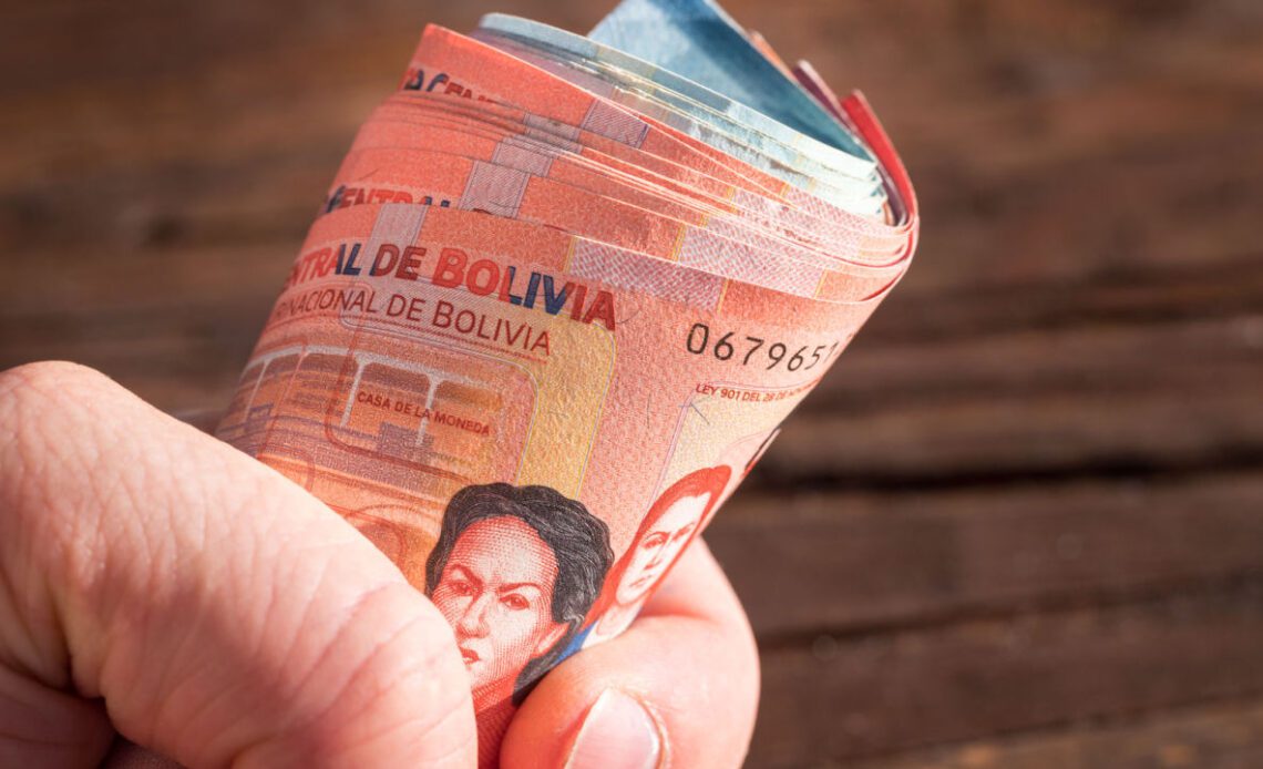 Central Bank of Bolivia Selling Dollars Directly to Citizens as Devaluation Fears Rise – Economics Bitcoin News