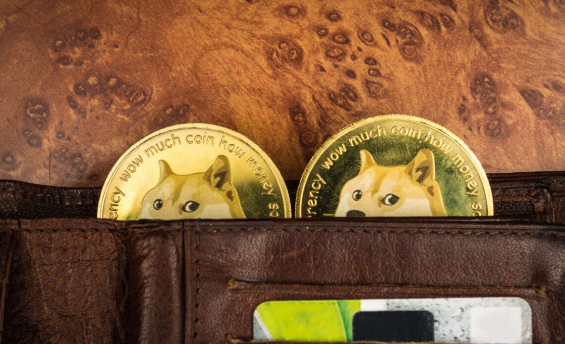 LINK Climbs Above $7.00, as DOGE Rebounds From Recent Decline – Market Updates Bitcoin News