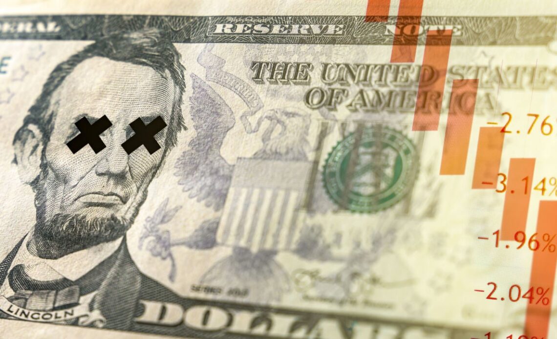 u.s. dollar us reserves toxic