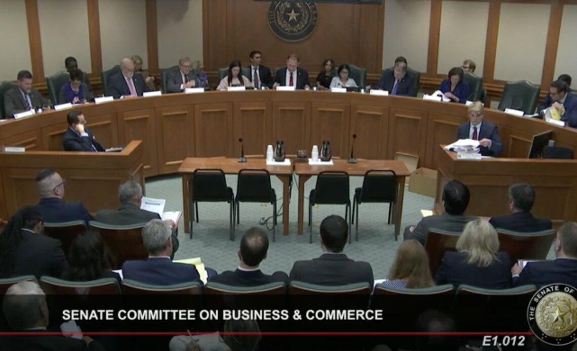 Texas Senate committee moves forward on bill removing incentives for crypto miners