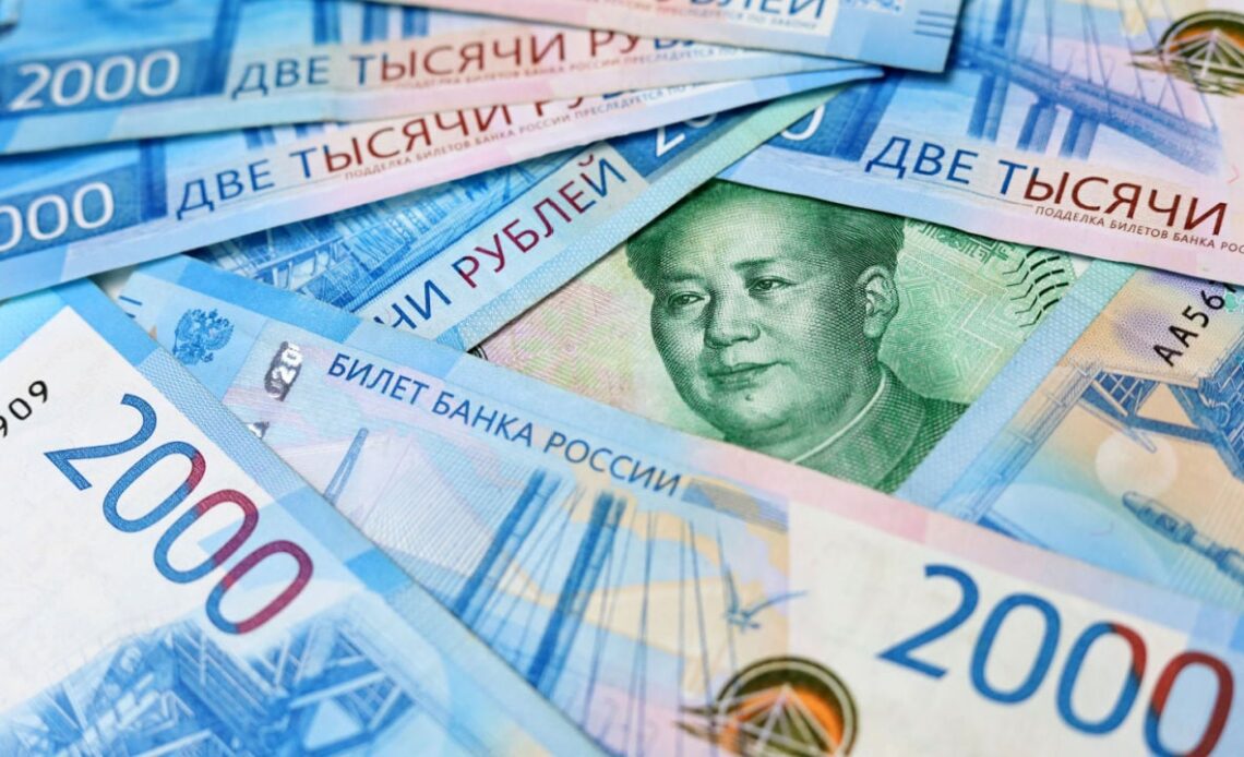 russia chinese yuan