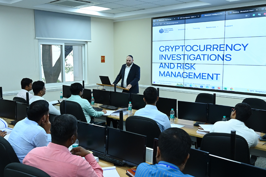 Securing Digital Finance: Innovating Cyber Asset Protection in a Cryptocurrency Era